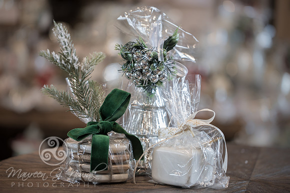 HOME Holiday Shop