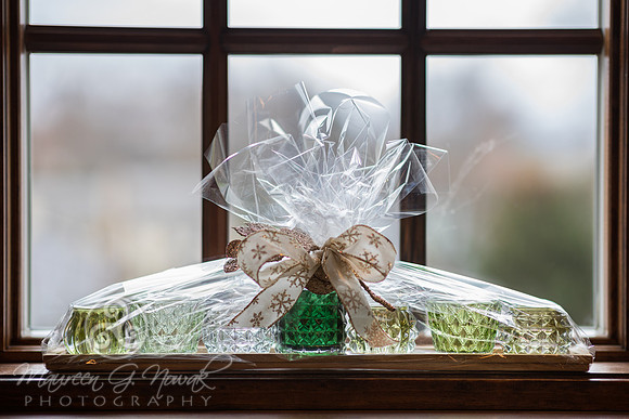 HOME Holiday Shop