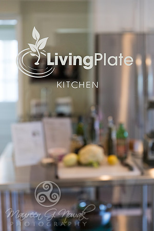 The Living Plate