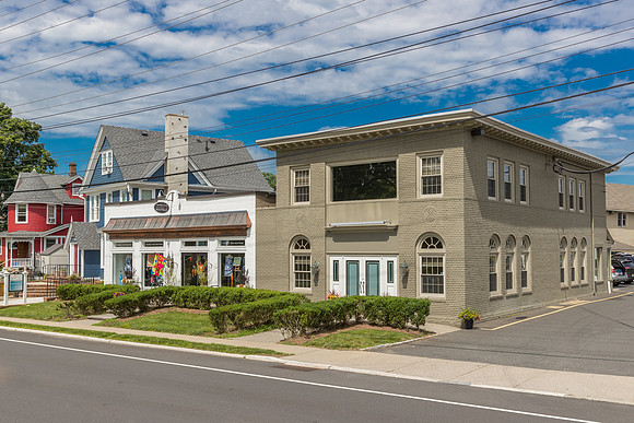 49 Route 202, Far Hills